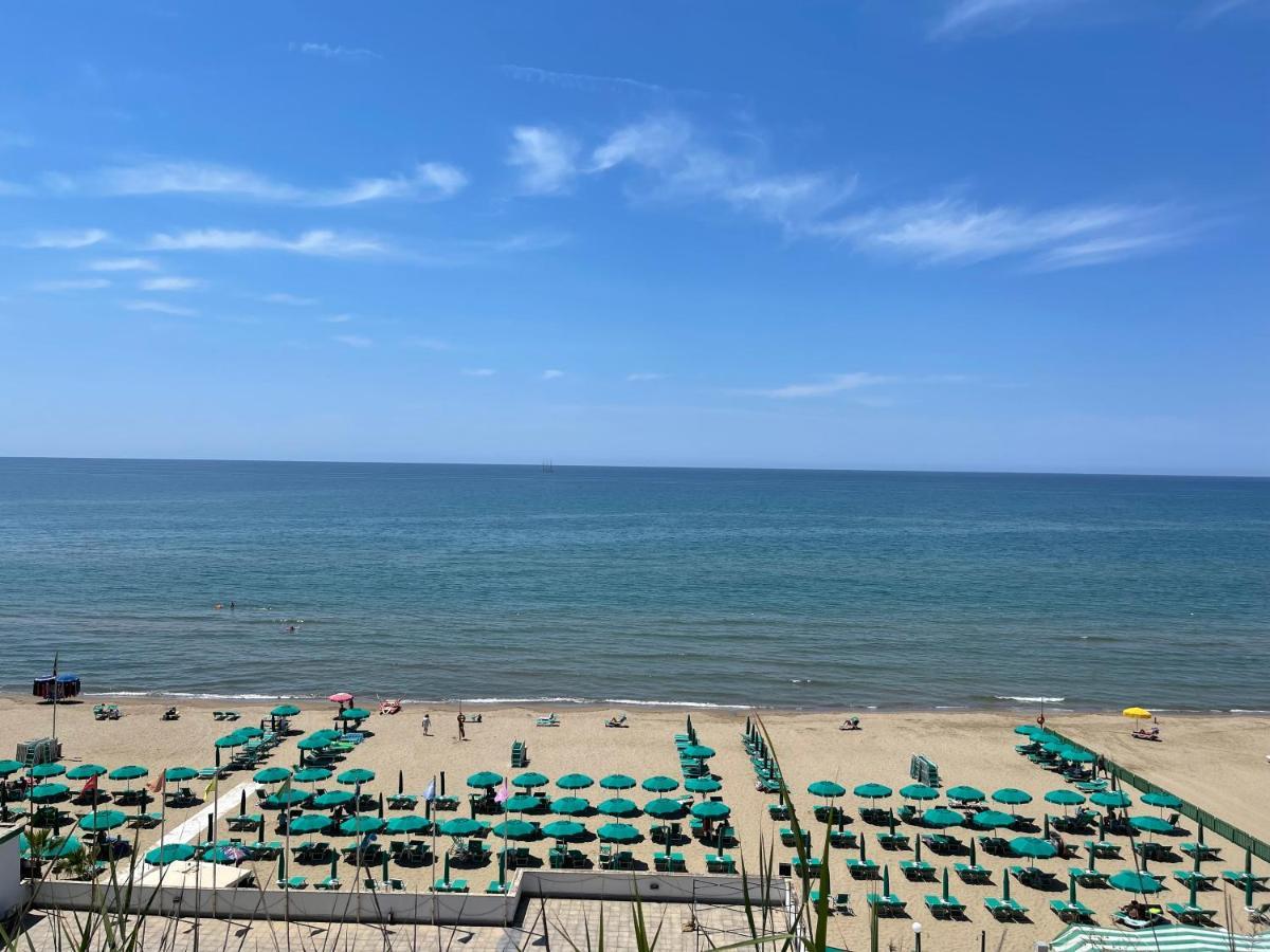 Domus Lavinia "Levante" - Anzio Exteriér fotografie